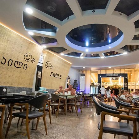 Hotel Smile Kobuleti Εξωτερικό φωτογραφία