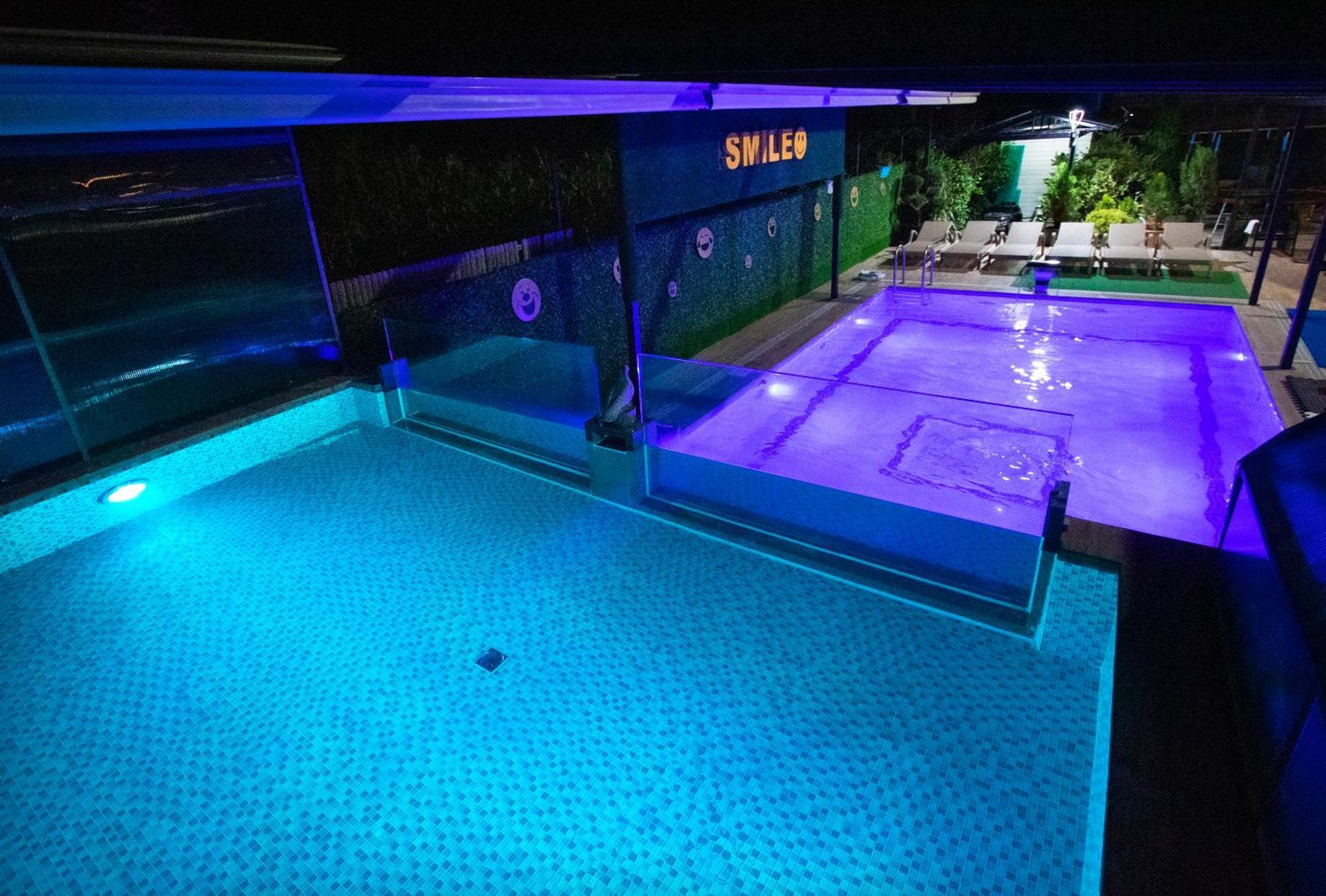 Hotel Smile Kobuleti Εξωτερικό φωτογραφία
