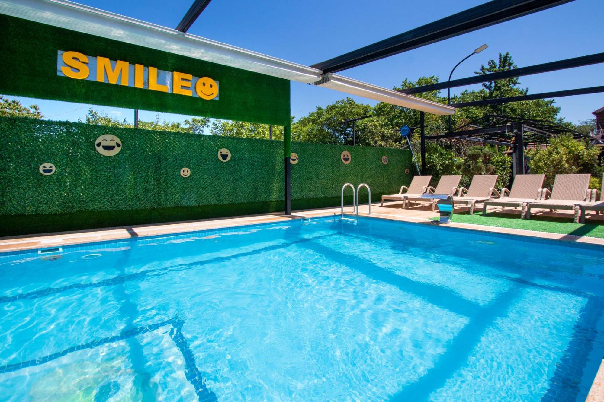 Hotel Smile Kobuleti Εξωτερικό φωτογραφία