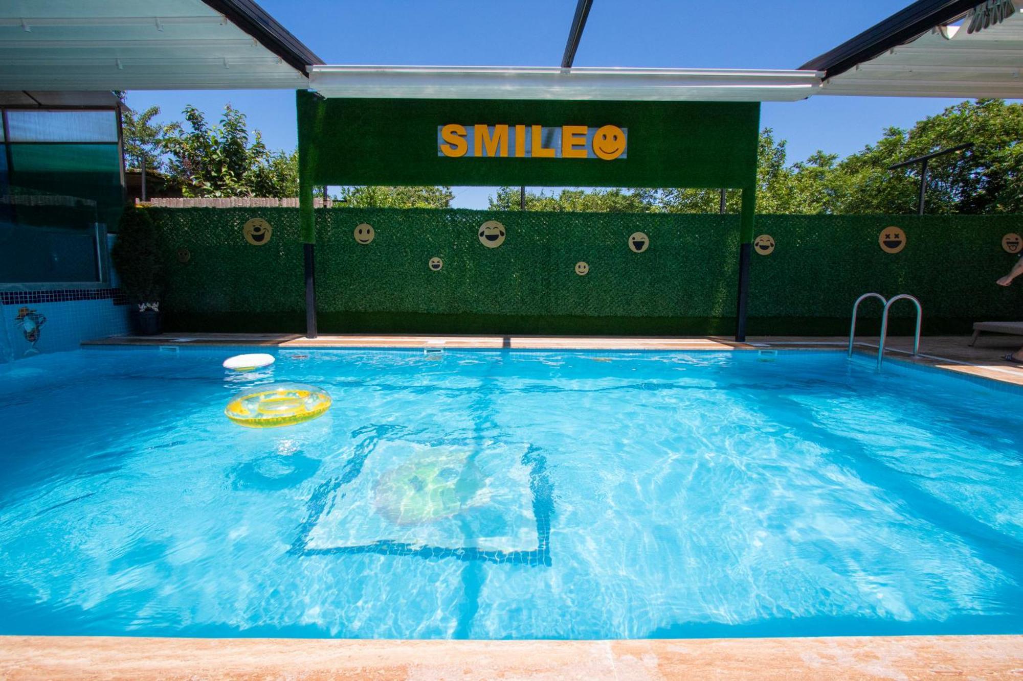 Hotel Smile Kobuleti Εξωτερικό φωτογραφία