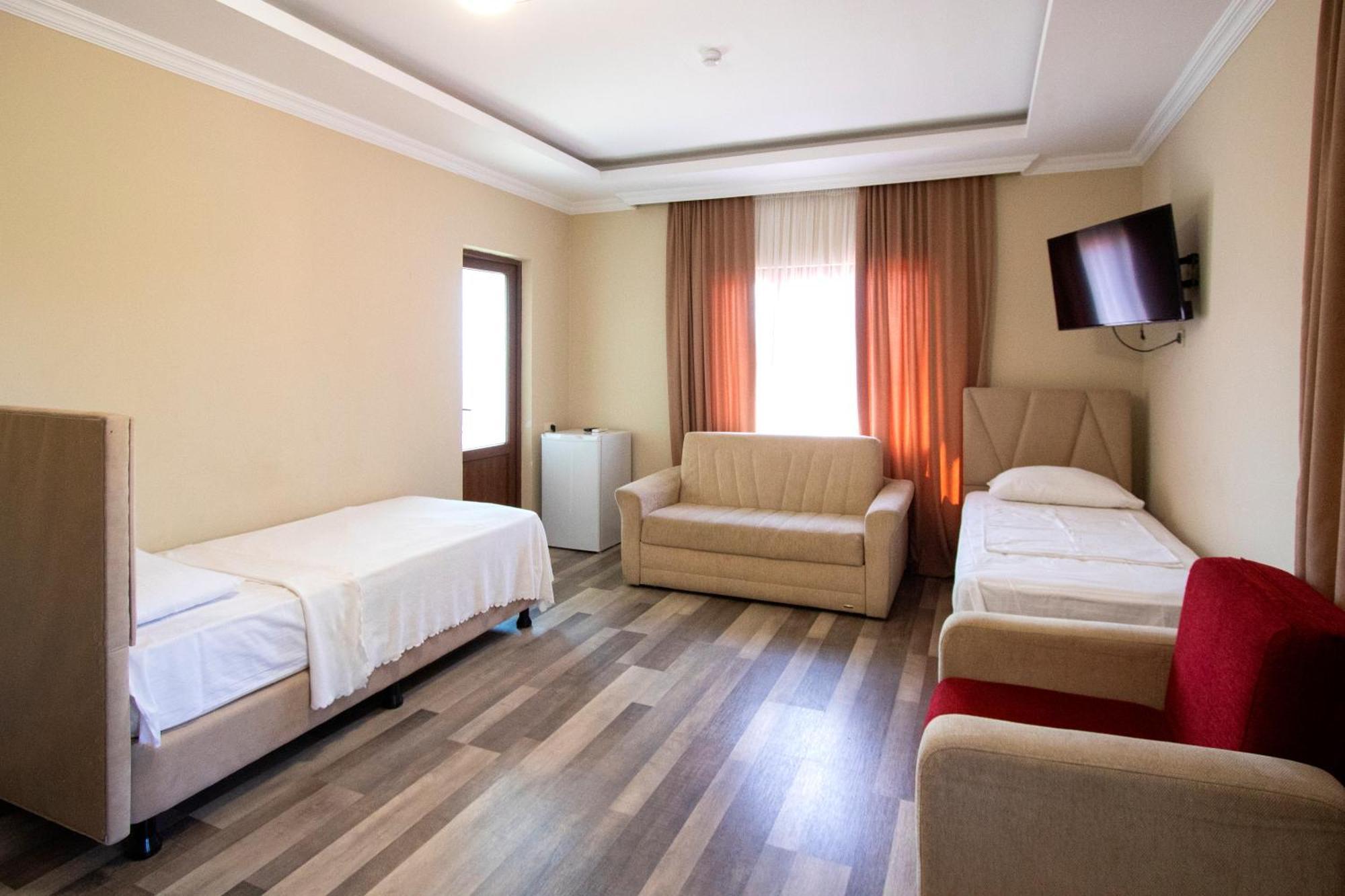 Hotel Smile Kobuleti Εξωτερικό φωτογραφία