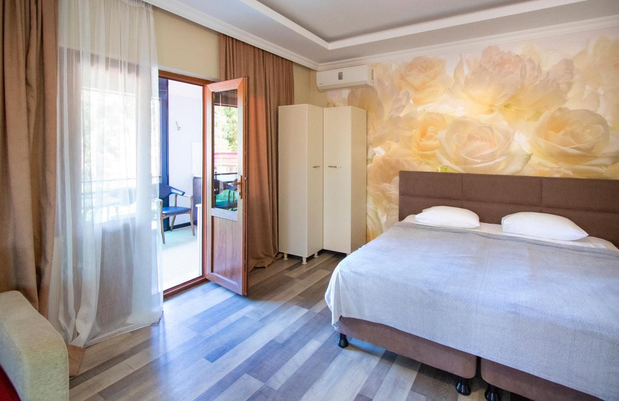 Hotel Smile Kobuleti Εξωτερικό φωτογραφία