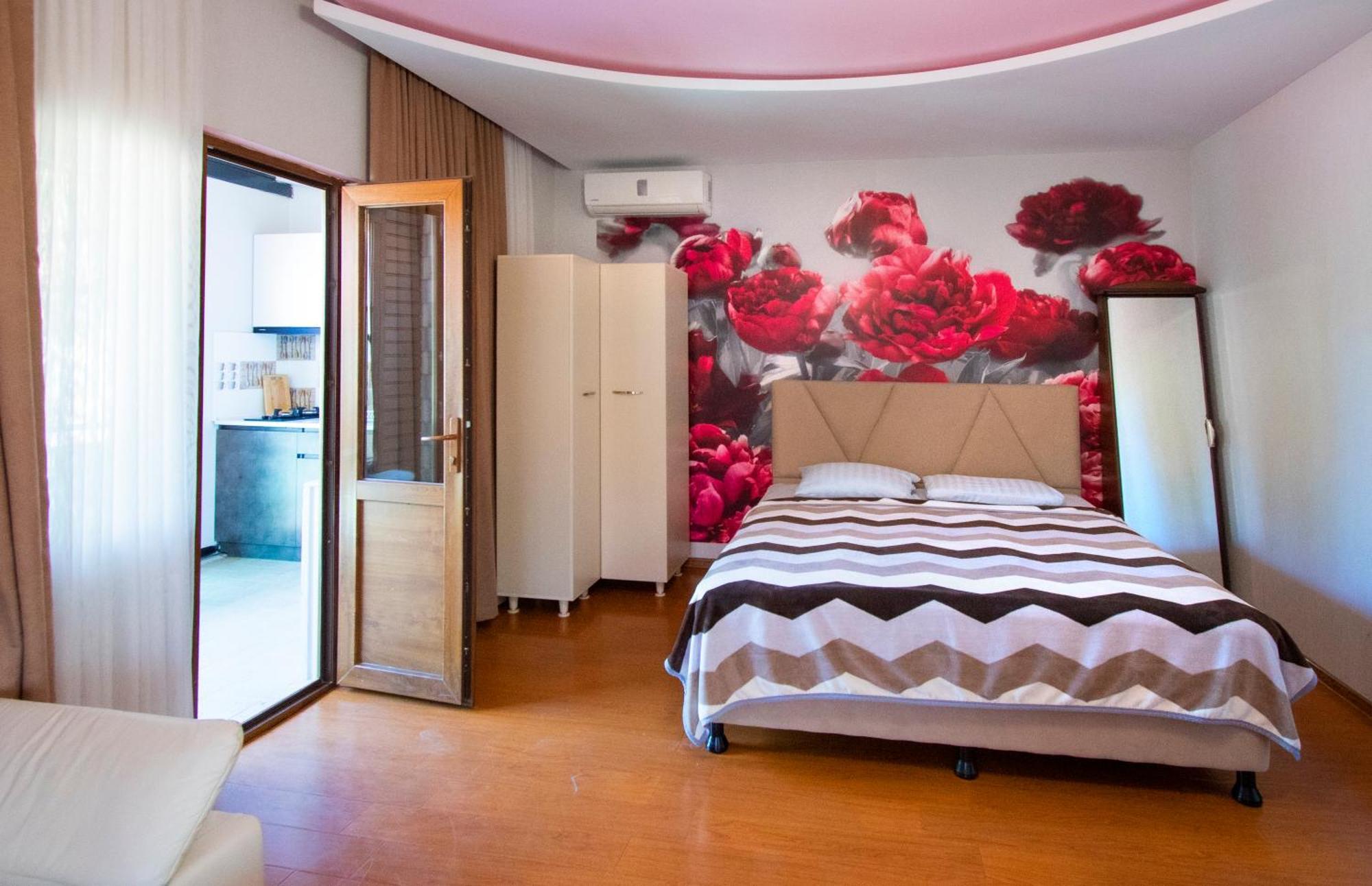 Hotel Smile Kobuleti Εξωτερικό φωτογραφία